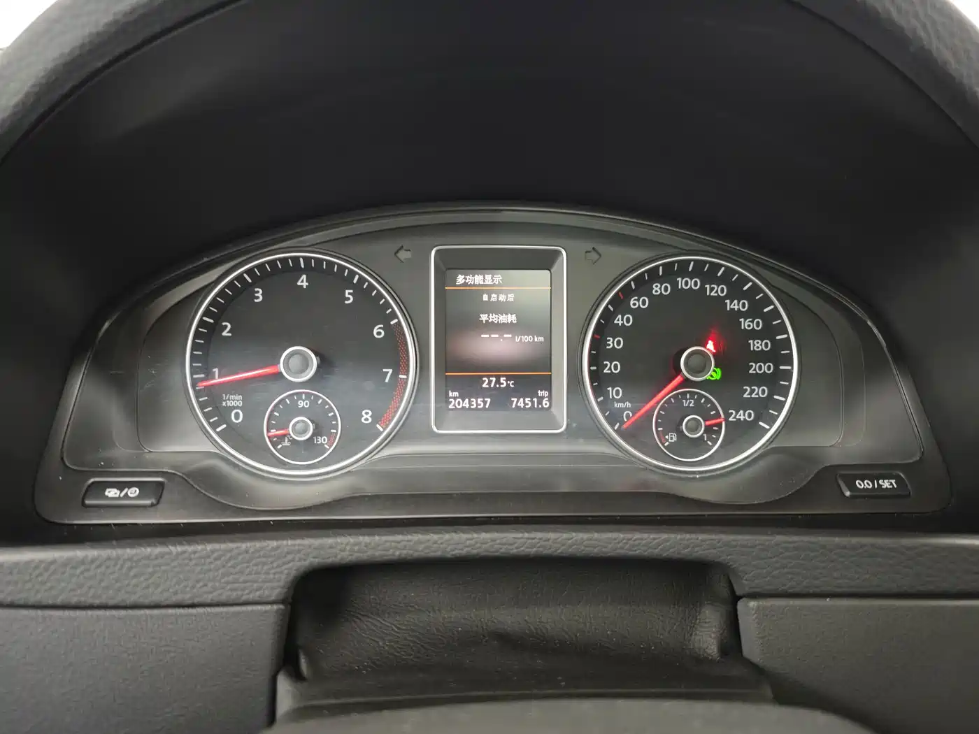 Volkswagen Multivan 2015 2012 2.0TSI 4WD Premium