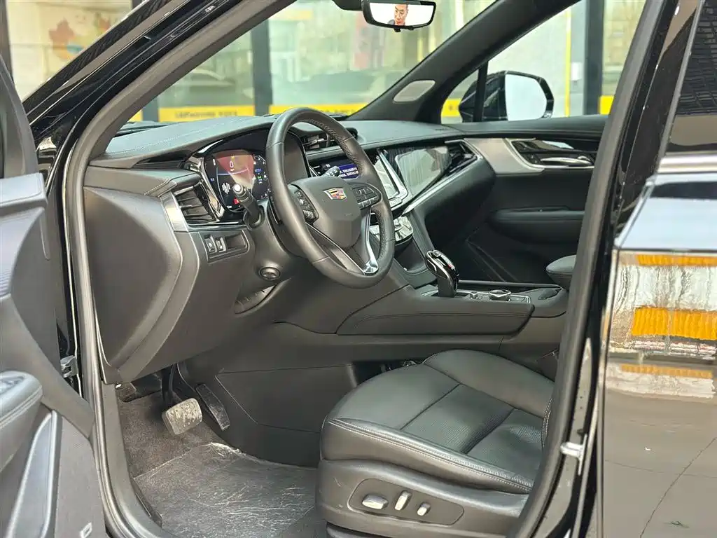 Cadillac XT6 2025 2.0T 6-Seater AWD Luxury Executive Classic фото 14