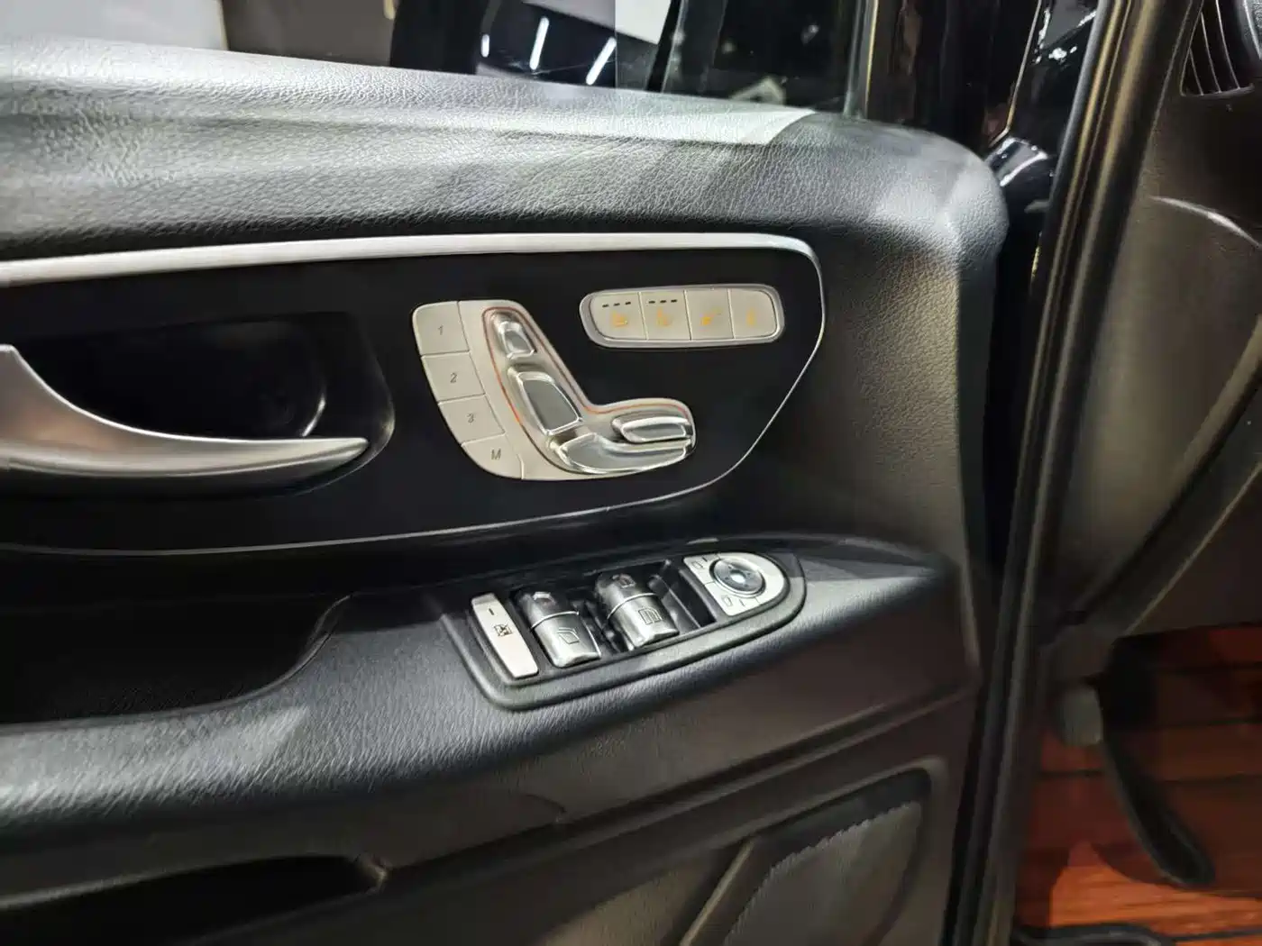 Mercedes-Benz Vito 2018 2.0T Business Edition China VI фото 22