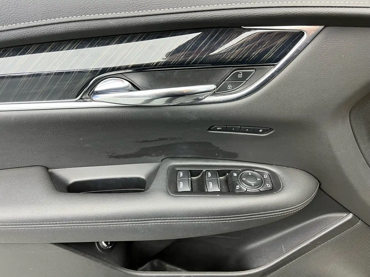 Cadillac XT6 2020 28T 6-Seater Luxury Model фото 3