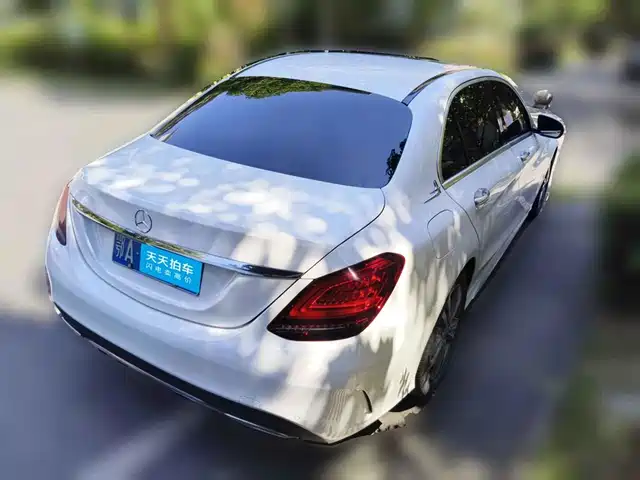 Mercedes-Benz C-Class 2018 C 180 L Fashion Sport Edition — фото 2
