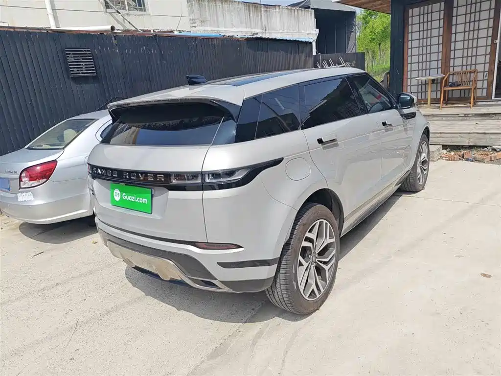 Land Rover Range Rover Evoque 2022 Range Rover Evoque L 249PS R-Dynamic Luxury Edition фото 5