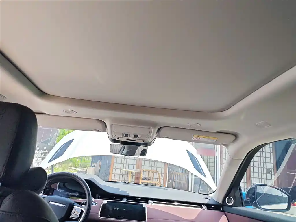 Land Rover Range Rover Evoque 2022 Range Rover Evoque L 249PS R-Dynamic Luxury Edition фото 14