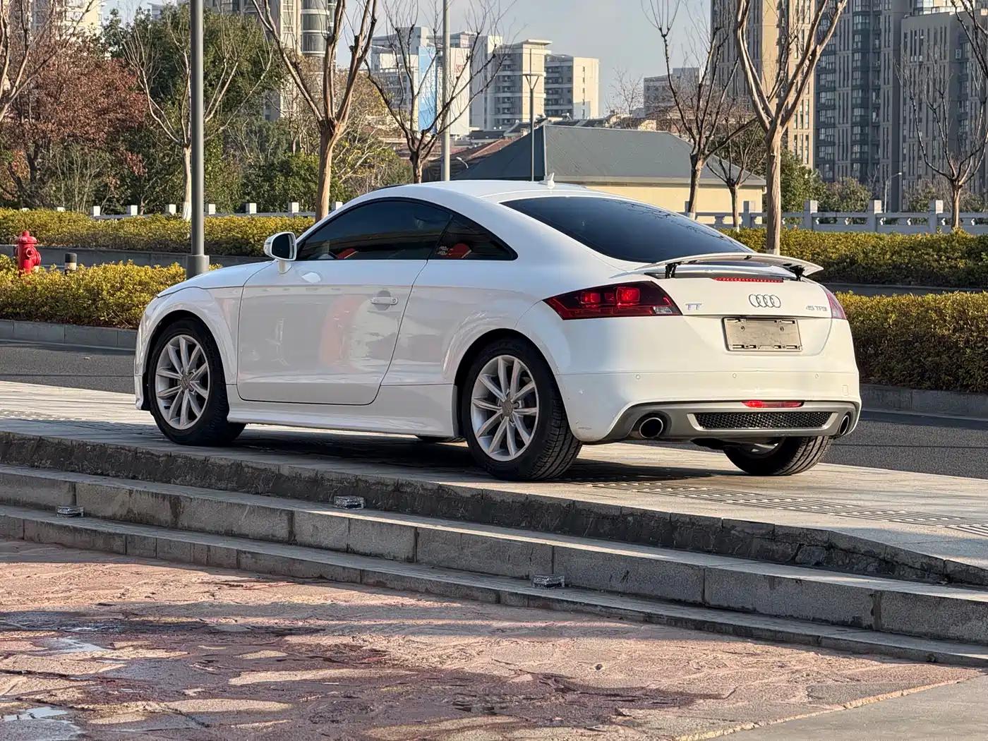 Audi TT 2014 TT Coupe 45 TFSI Premium Edition фото 4