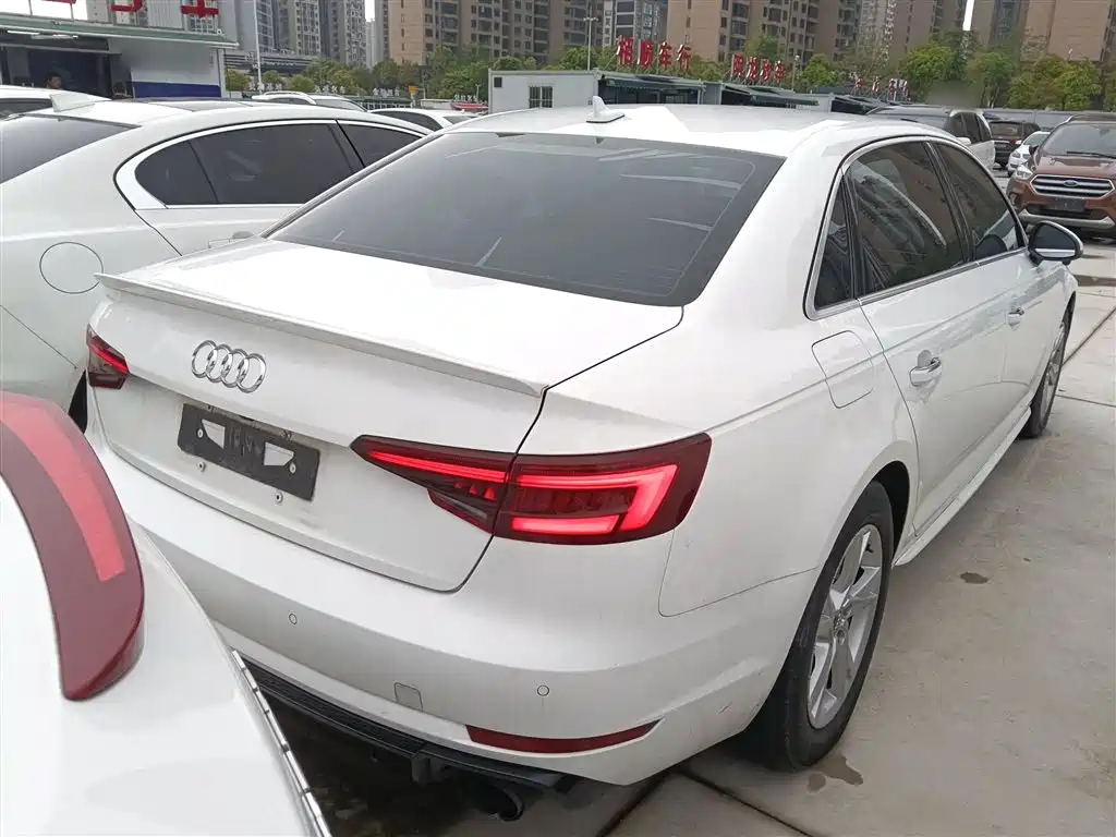 Audi A4L 2018 30th Anniversary 40 TFSI Progressive фото 5