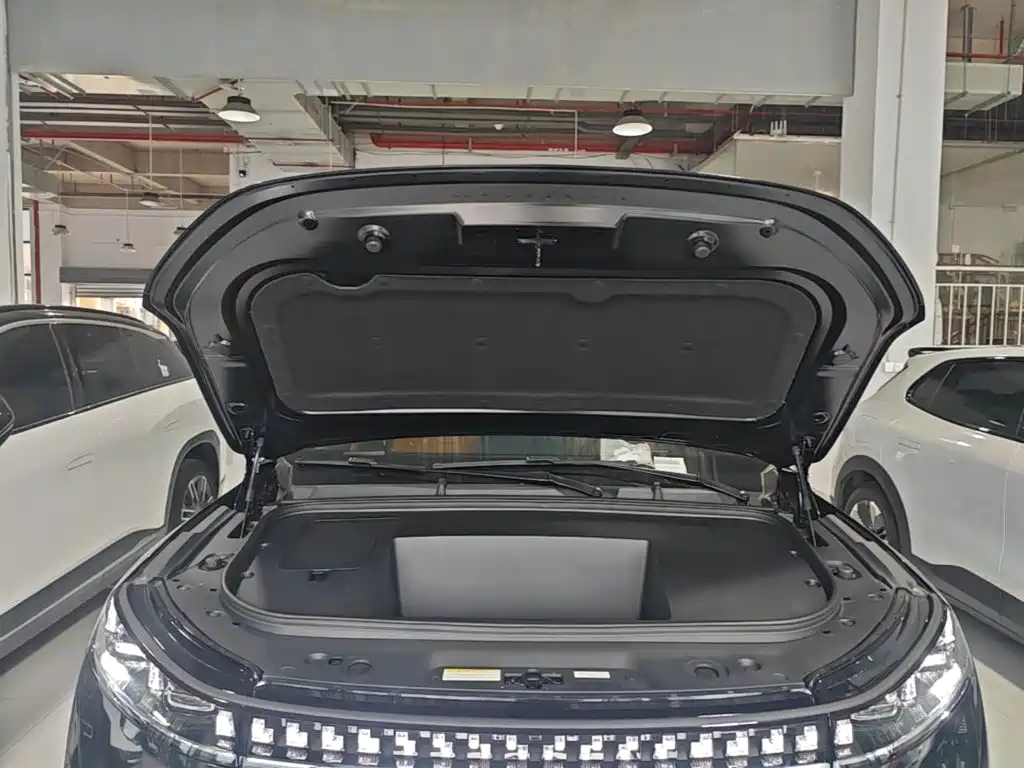 Dongfeng Yipai eπ008 2026 2026 BEV Base Model (5-seater)