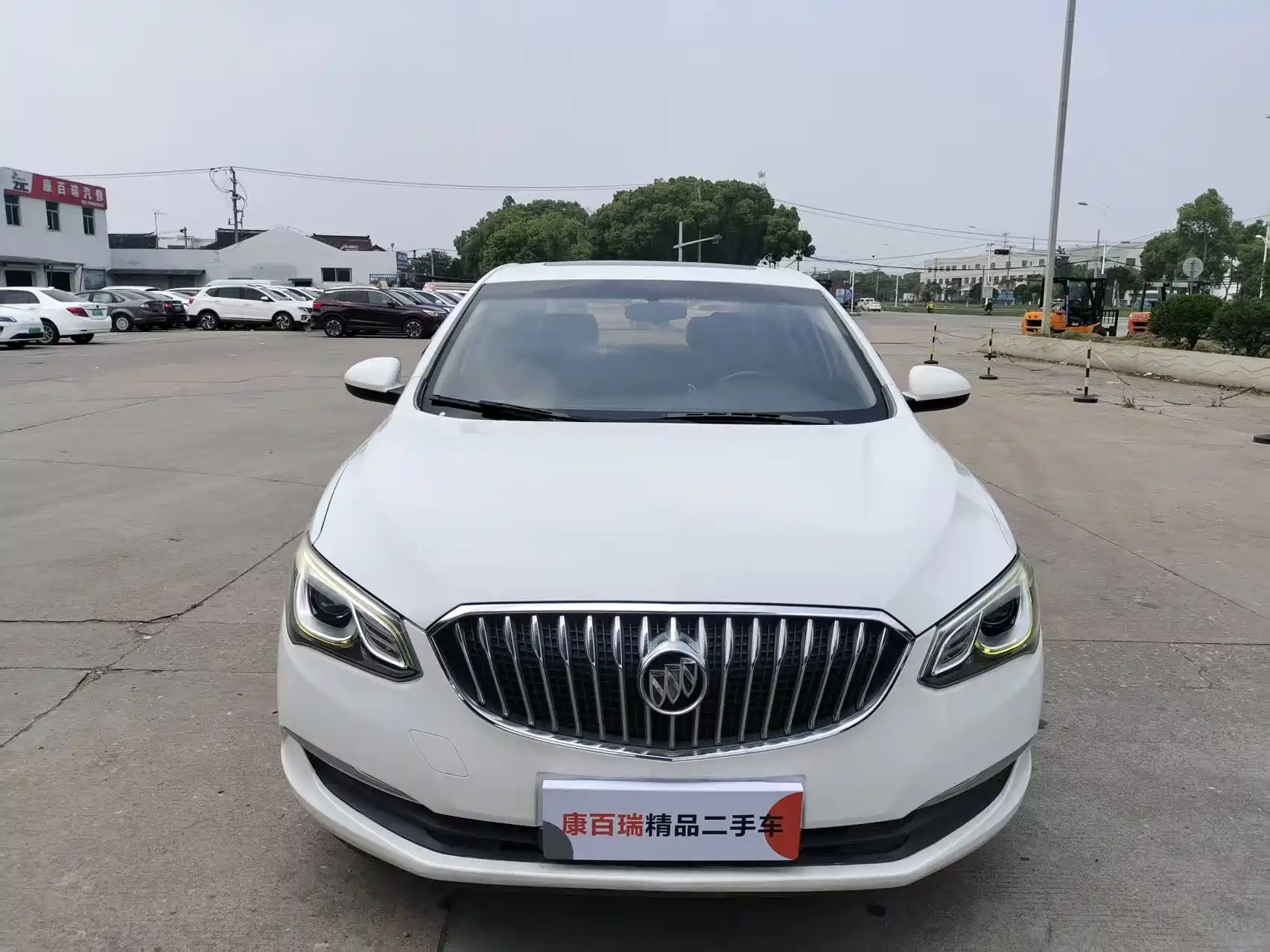 Фото 2 - Buick Excelle