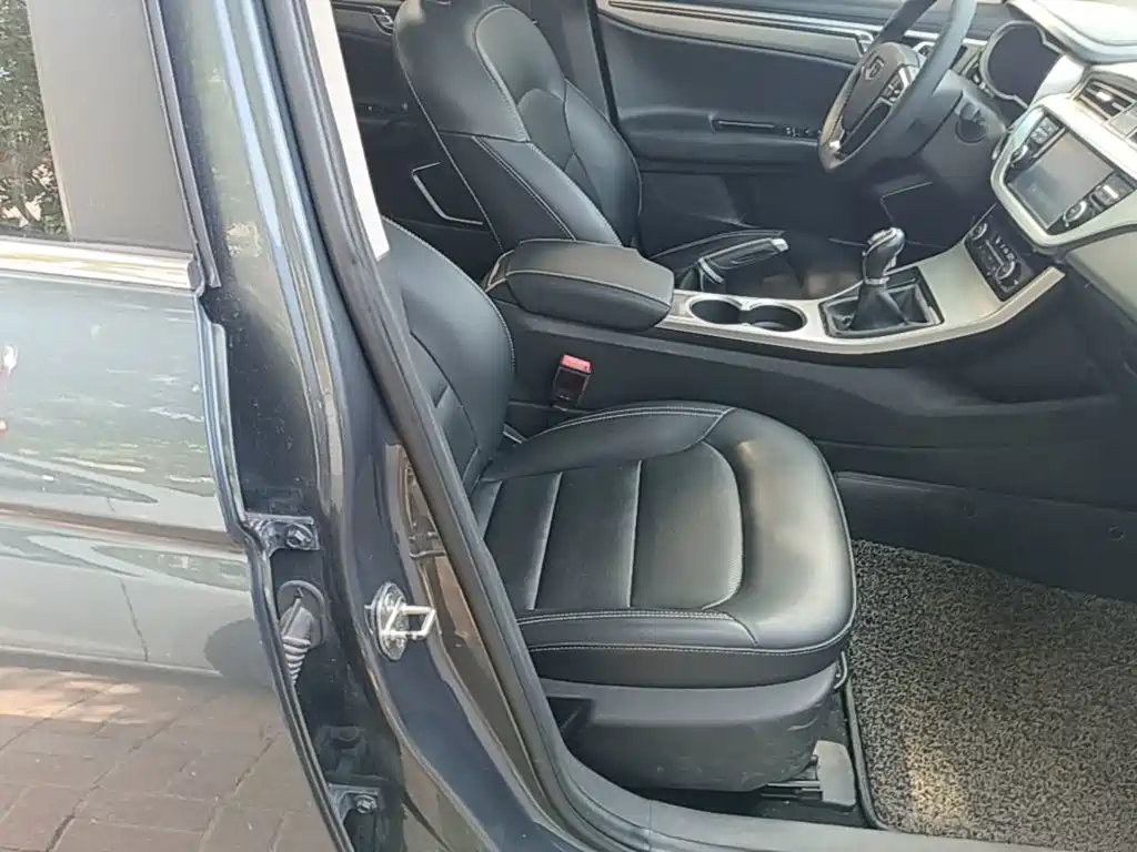 Geely Emgrand GL 2017 2017 1.3T Manual Elite