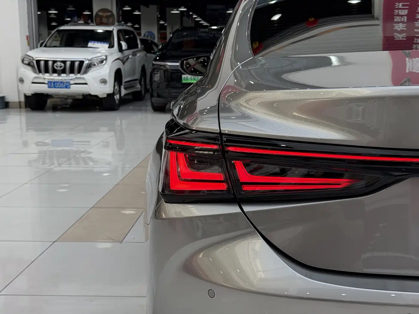 Lexus ES 2026 2025 200 Ultimate Edition