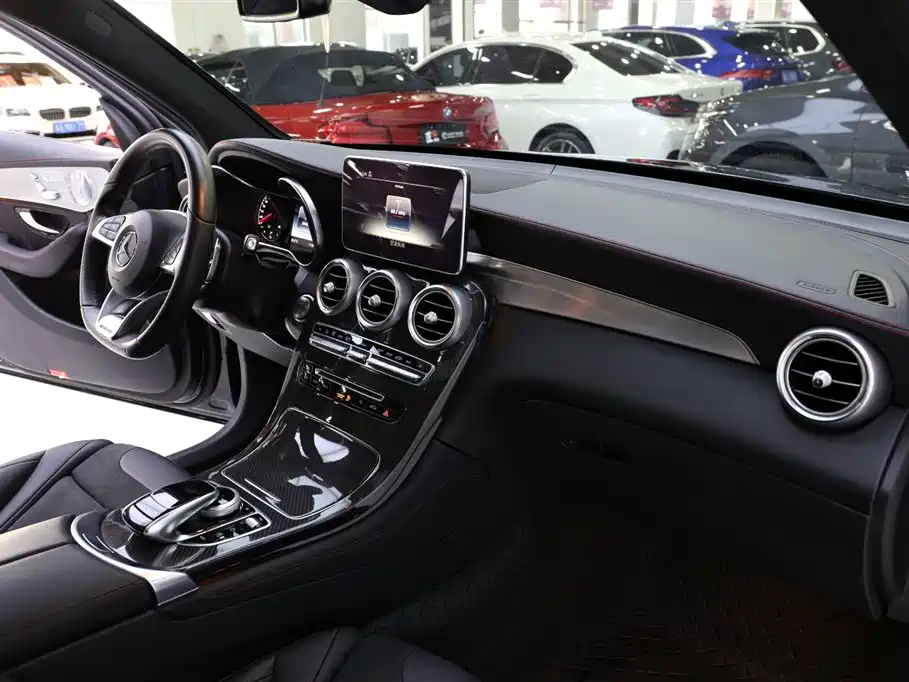 Mercedes-Benz GLC AMG 2017 AMG GLC 43 4MATIC фото 16