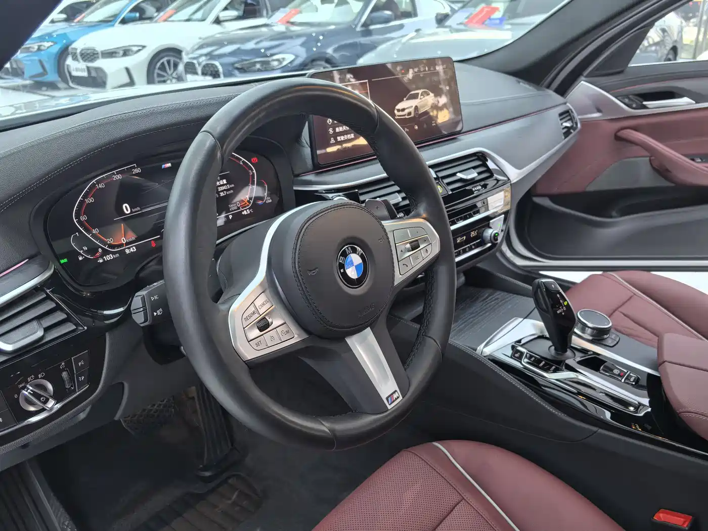 BMW 5 Series 2023 Facelift 530Li Leading M Sport Package фото 4