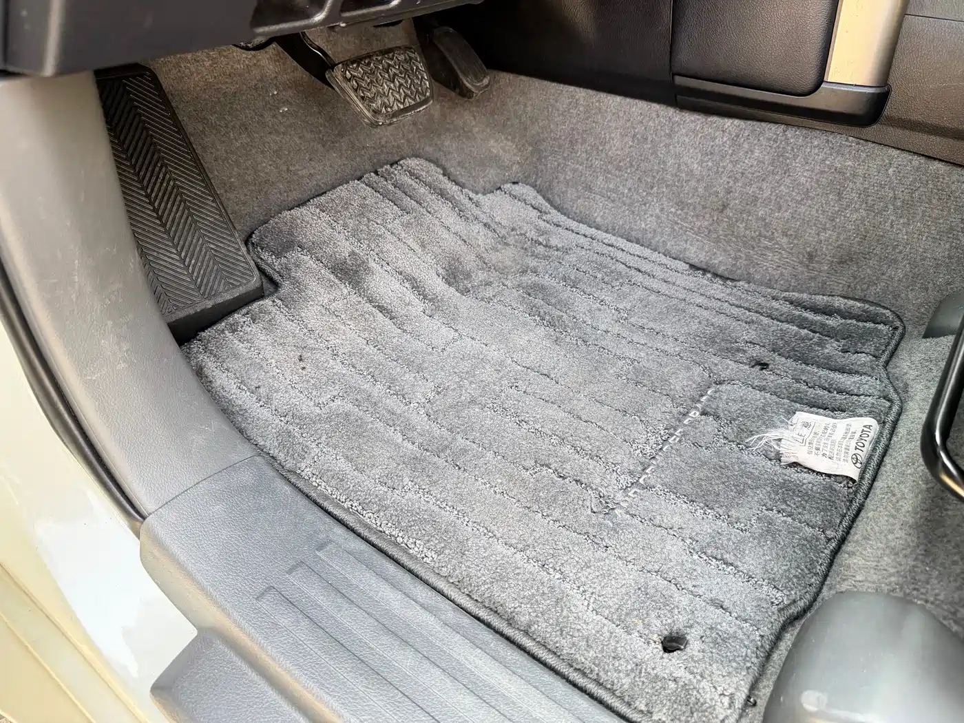 Toyota Prado (Import) 2010 2.7L Automatic Standard фото 17