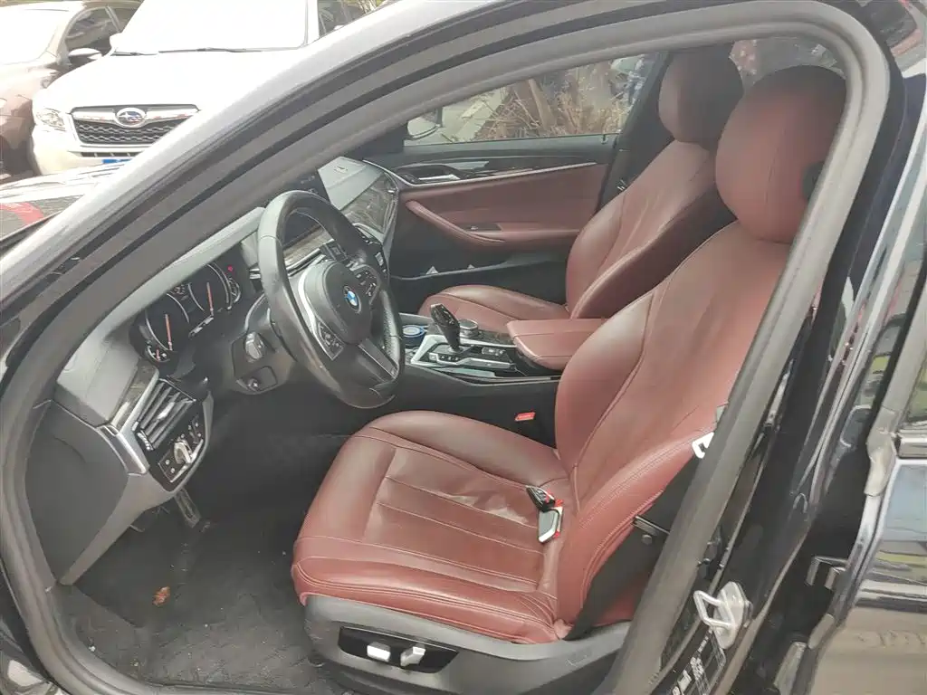 BMW 5 Series 2018 Facelift 530Li xDrive M Sport Package фото 8