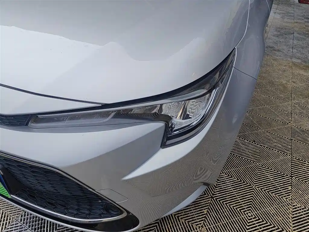 Toyota Levin 2022 Dual Engine 1.8H E-CVT Luxury Edition фото 18
