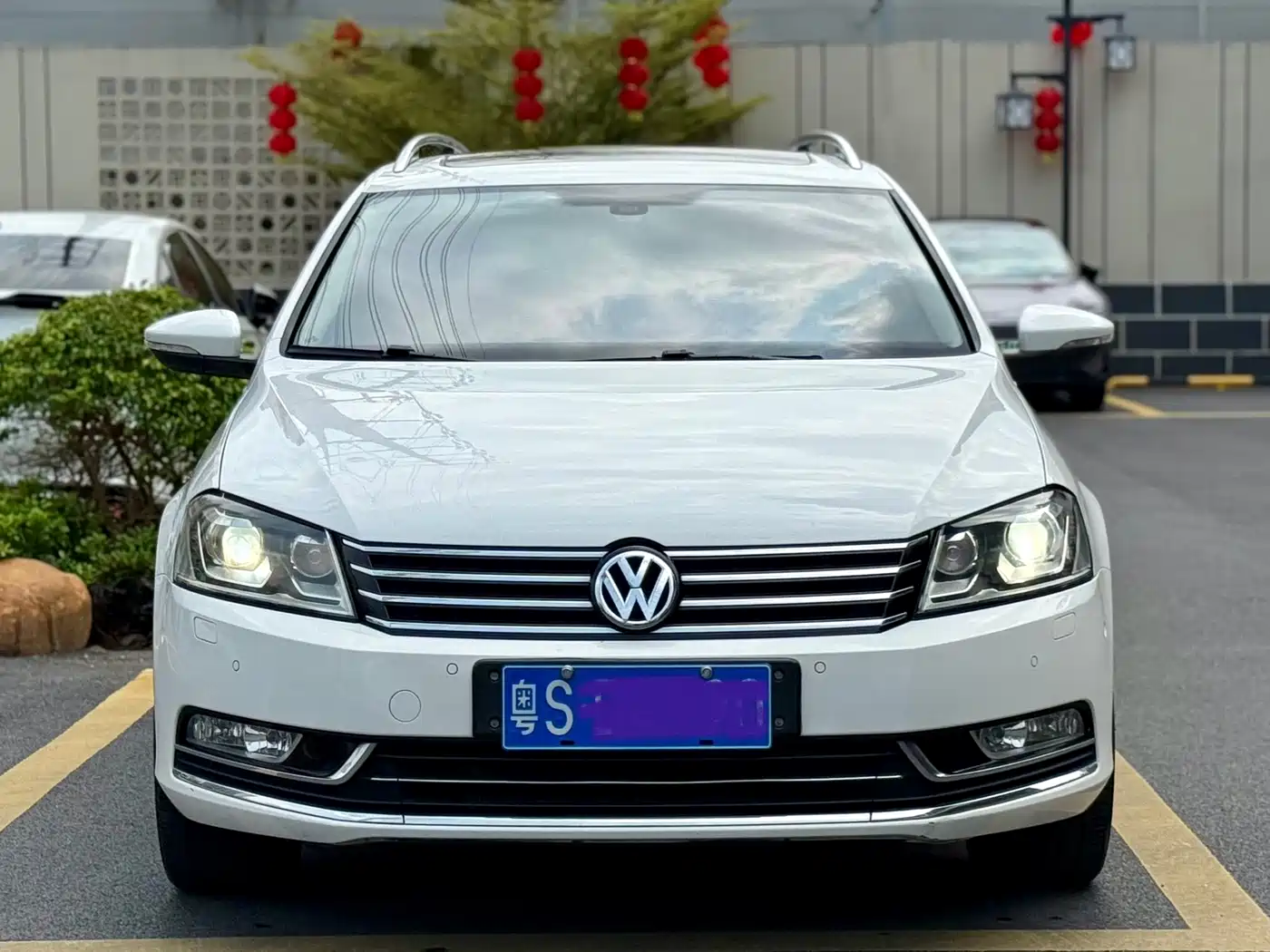 Volkswagen Magotan (Import) 2013 2012 Wagon 2.0TSI Luxury