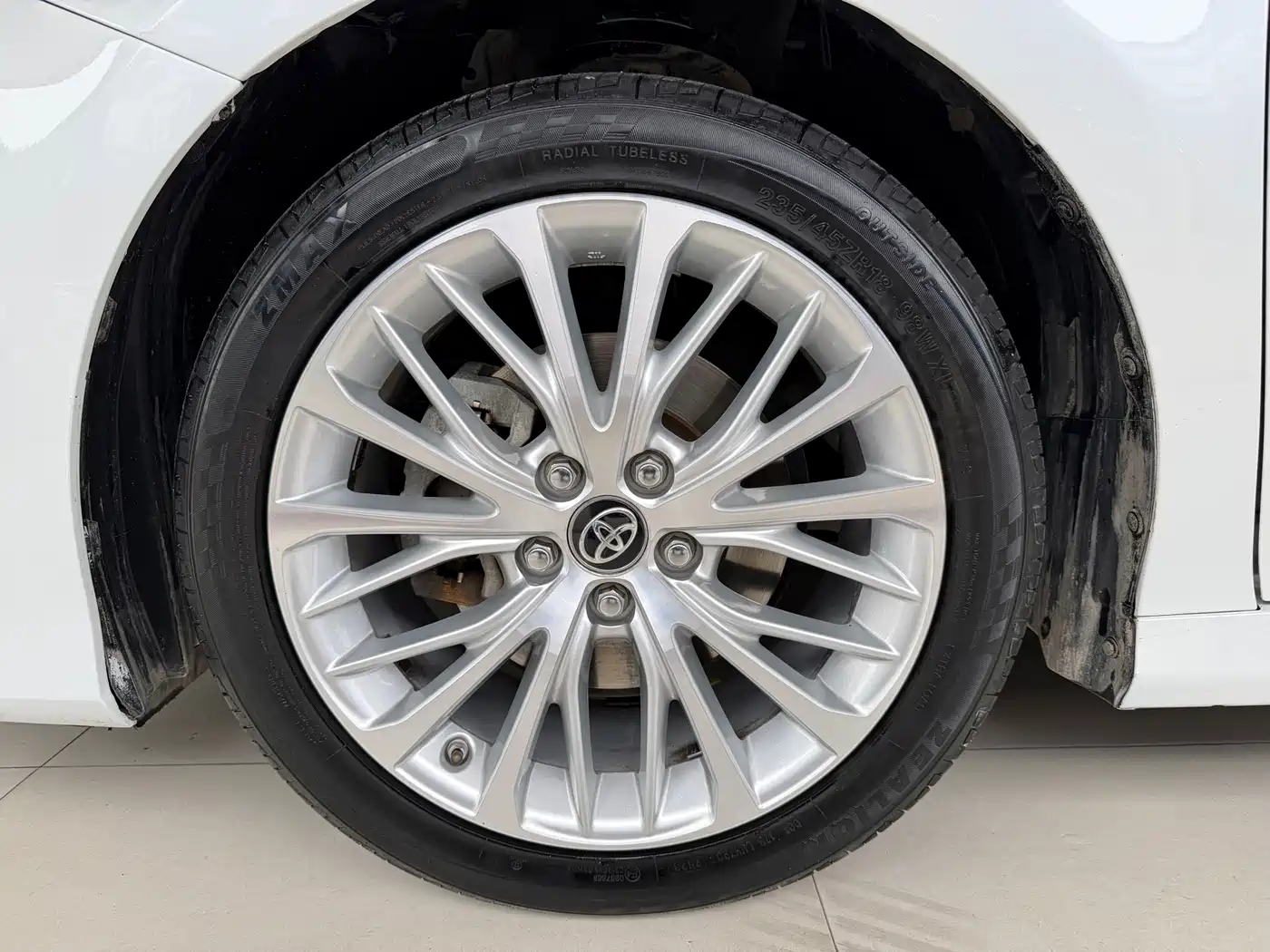Toyota Camry 2019 2.5G Luxury Edition China VI фото 16