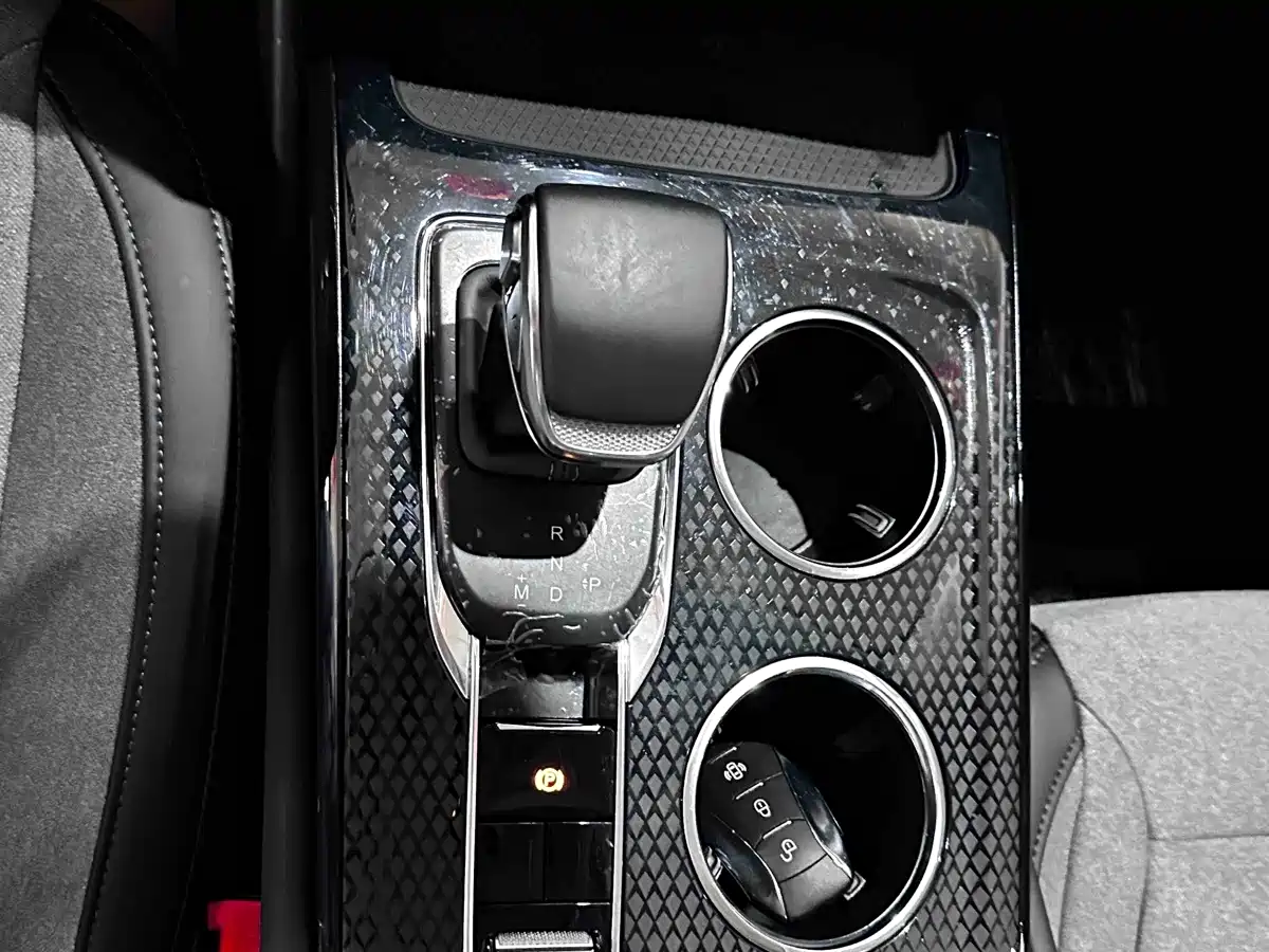 Hongqi HS3 2024 2024 1.5T Aspiration Edition