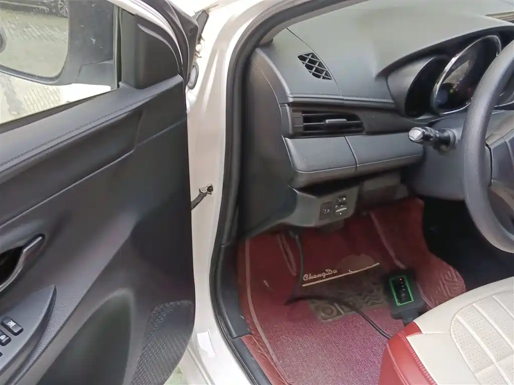 Toyota Vios FS 2017 1.5L CVT Fengchi Edition фото 16