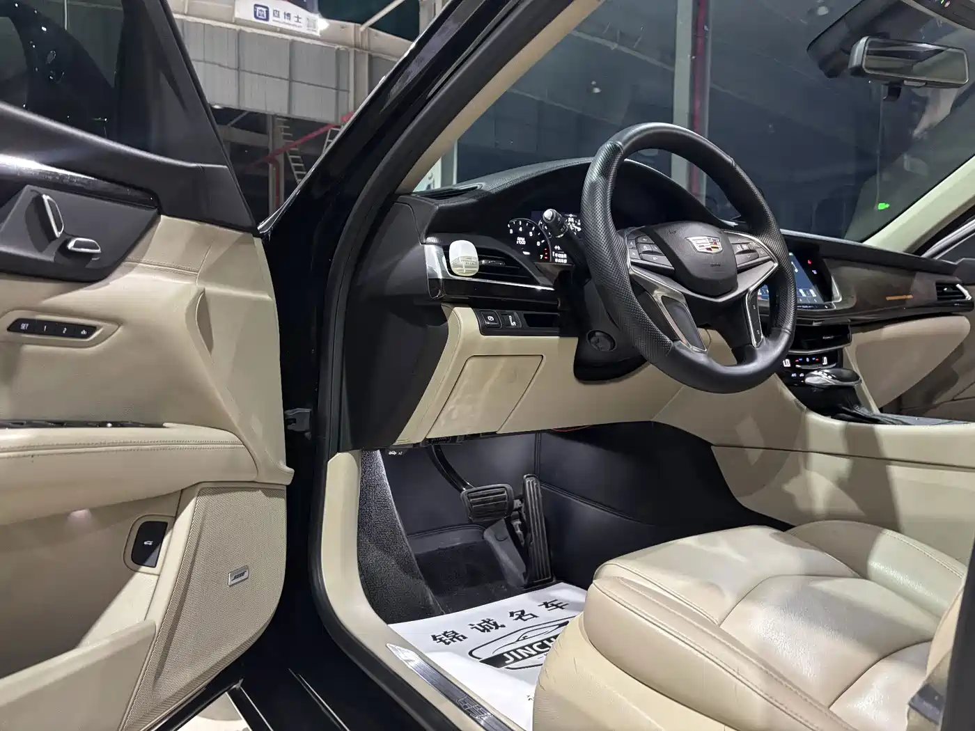 Cadillac CT6 2018 2017 28T Fashion