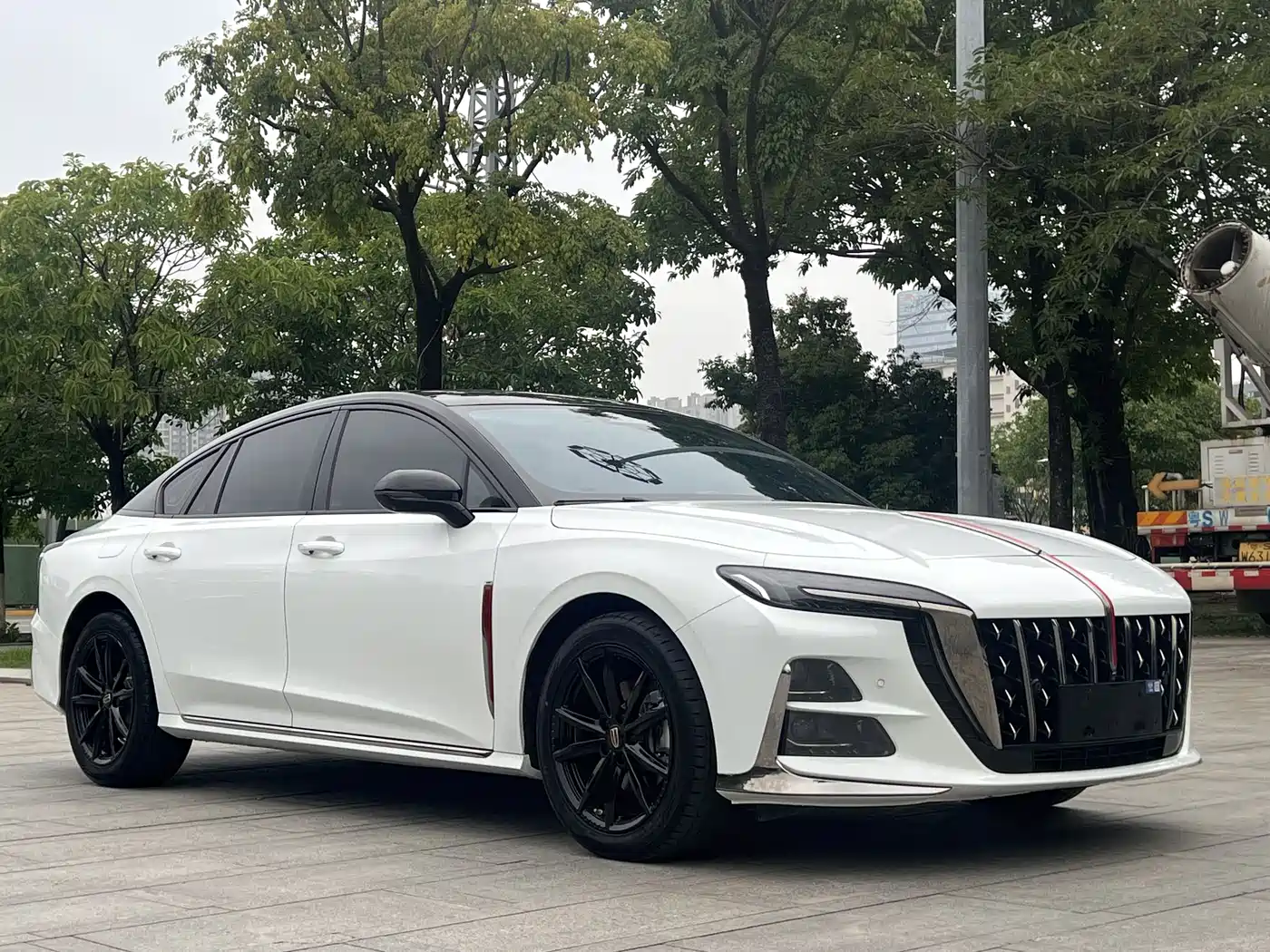 Hongqi H6 2023 2.0T Premium Edition фото 3