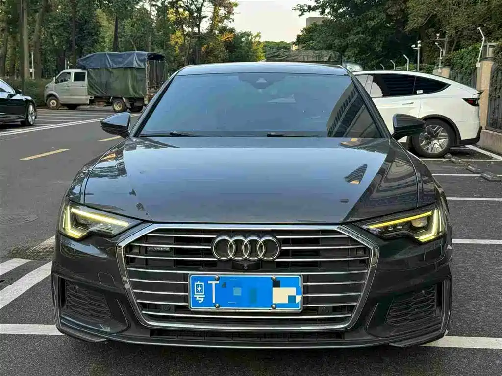 Photo 1 - Audi A6L