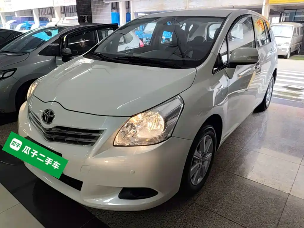 2017 Toyota E'Z