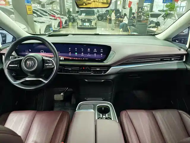 Buick Century 2023 2.0T 6-Seat World Edition — фото 4