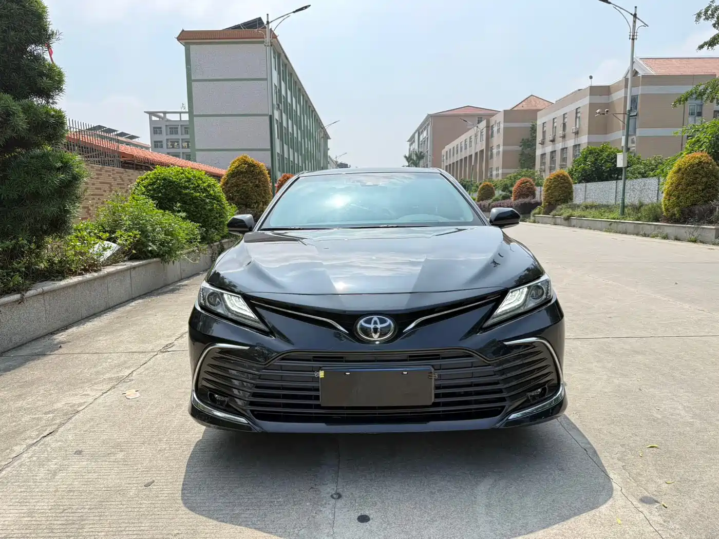 Toyota Camry 2021 2.5G Luxury Edition фото 2