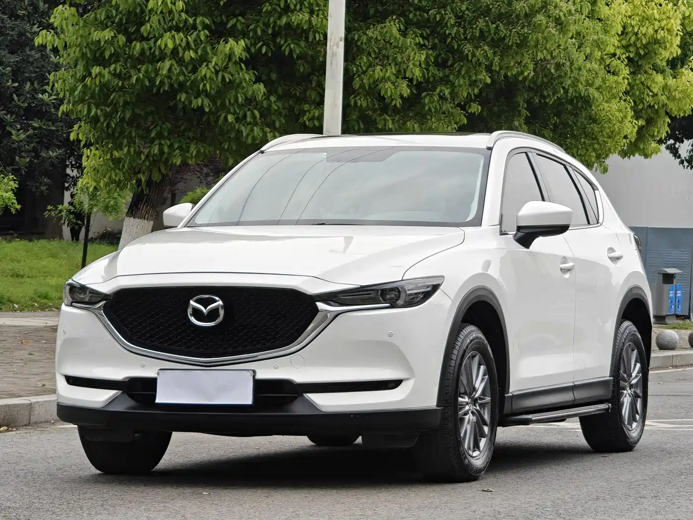Photo 1 - Mazda CX-5
