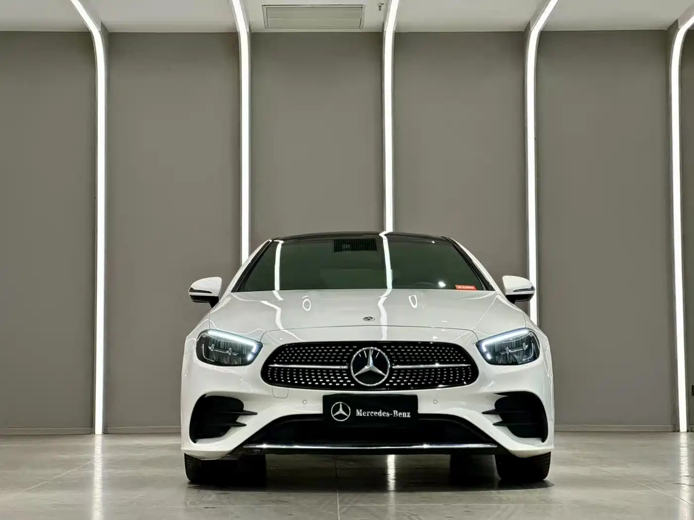 Mercedes-Benz E-Class (Import) 2021 Facelift E 260 Coupe фото 2