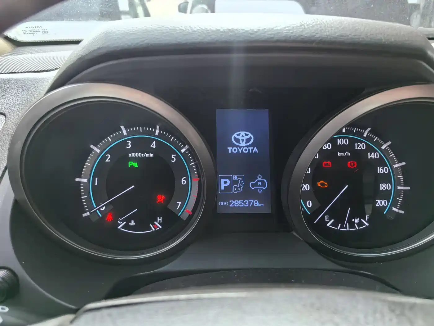 Toyota Prado 2010 4.0L Automatic VX фото 11