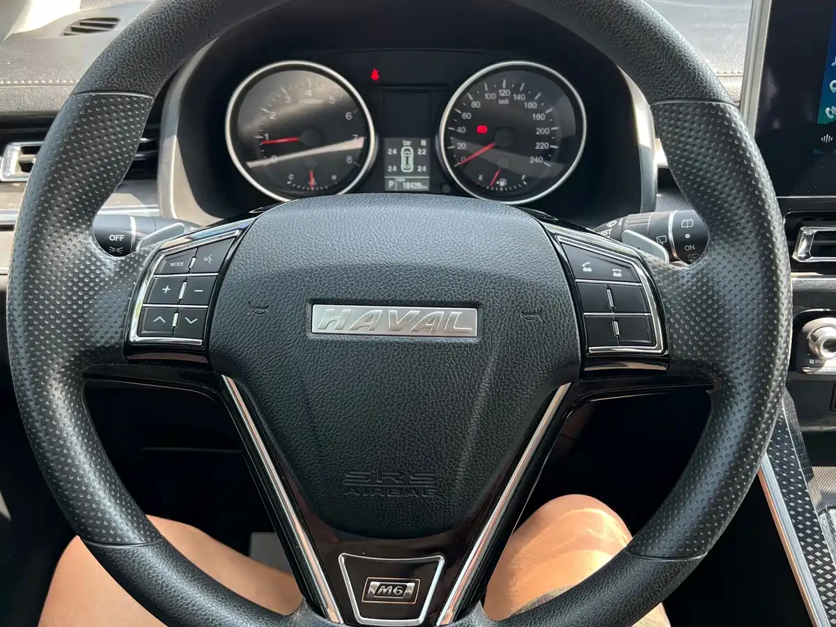 Haval M6 2023 2021 PLUS 1.5T DCT Elite Smart Connect