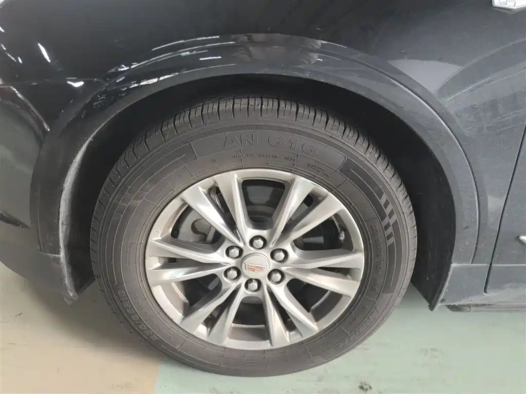 Cadillac XT5 2020 28T Luxury Model фото 23