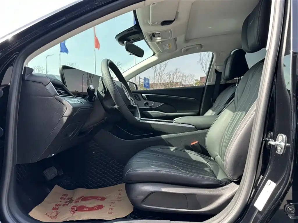 Buick LaCrosse 2023 Avenir Edition фото 9