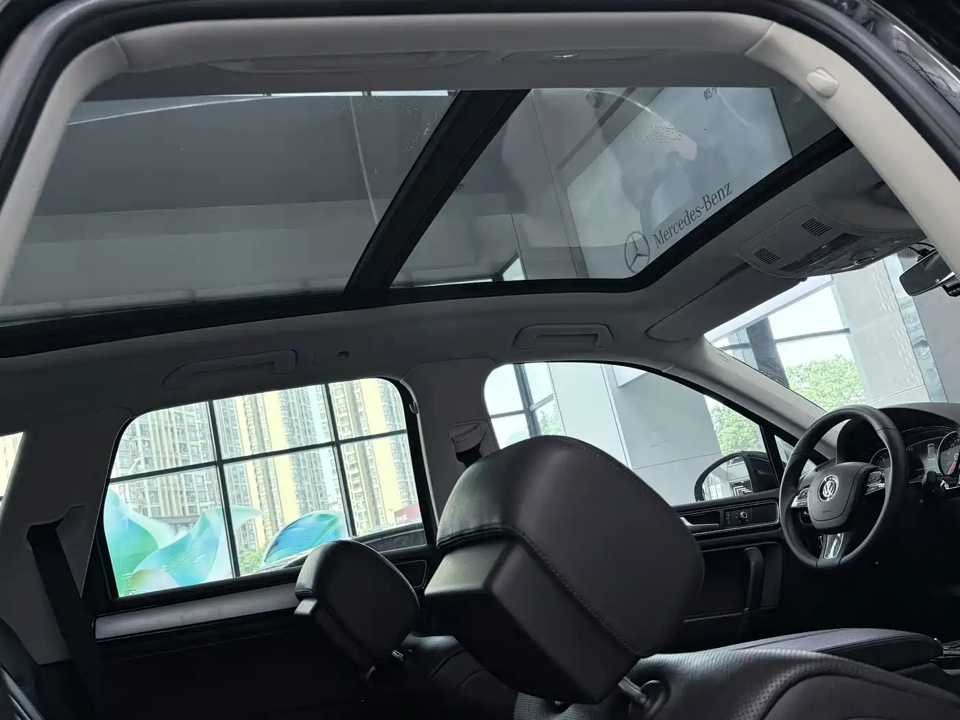 Volkswagen Touareg 2018 2017 3.0TSI Explorer Edition