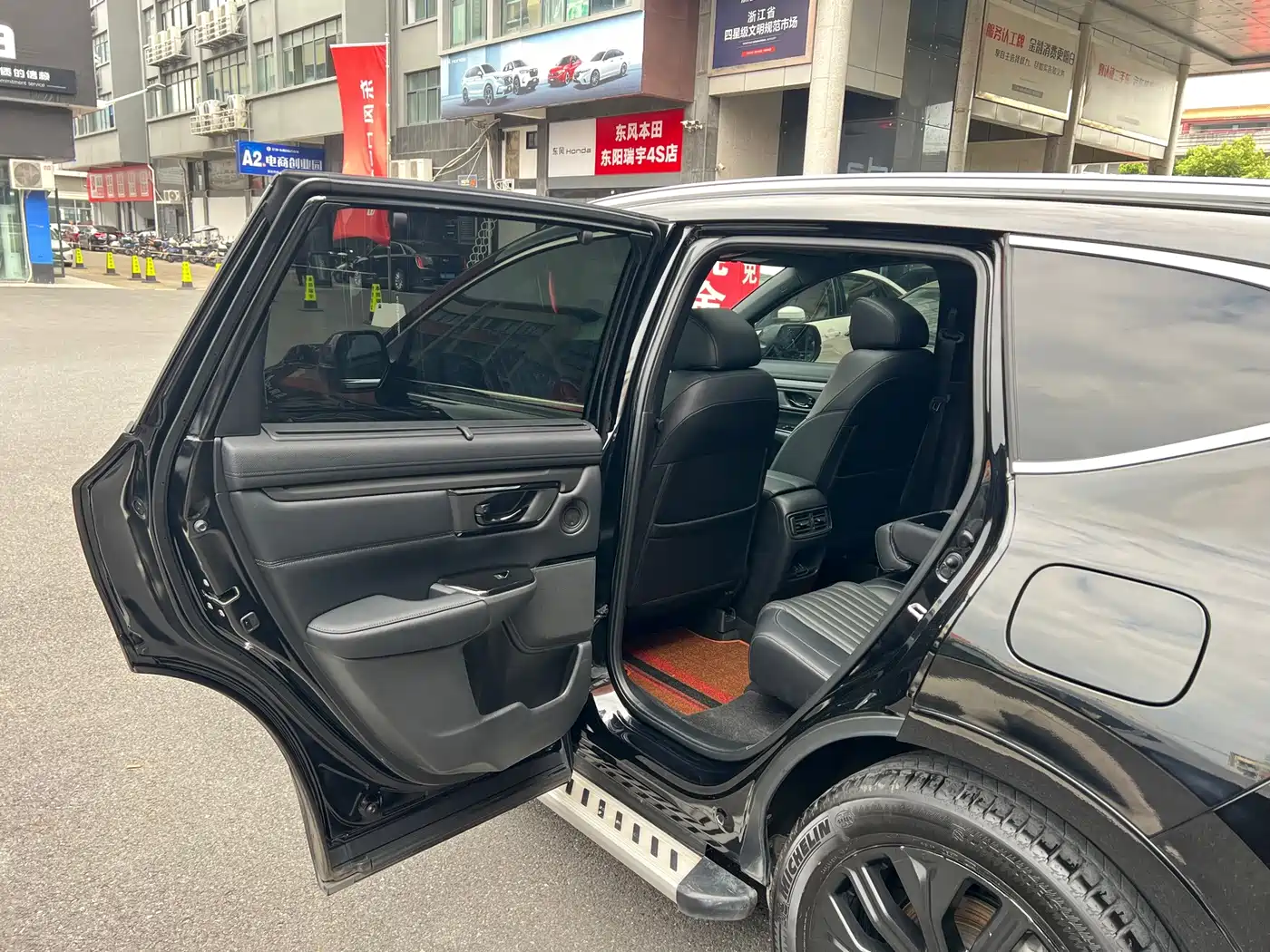 Honda Breeze 2020 2020 240TURBO CVT 4WD Phantom Night Edition