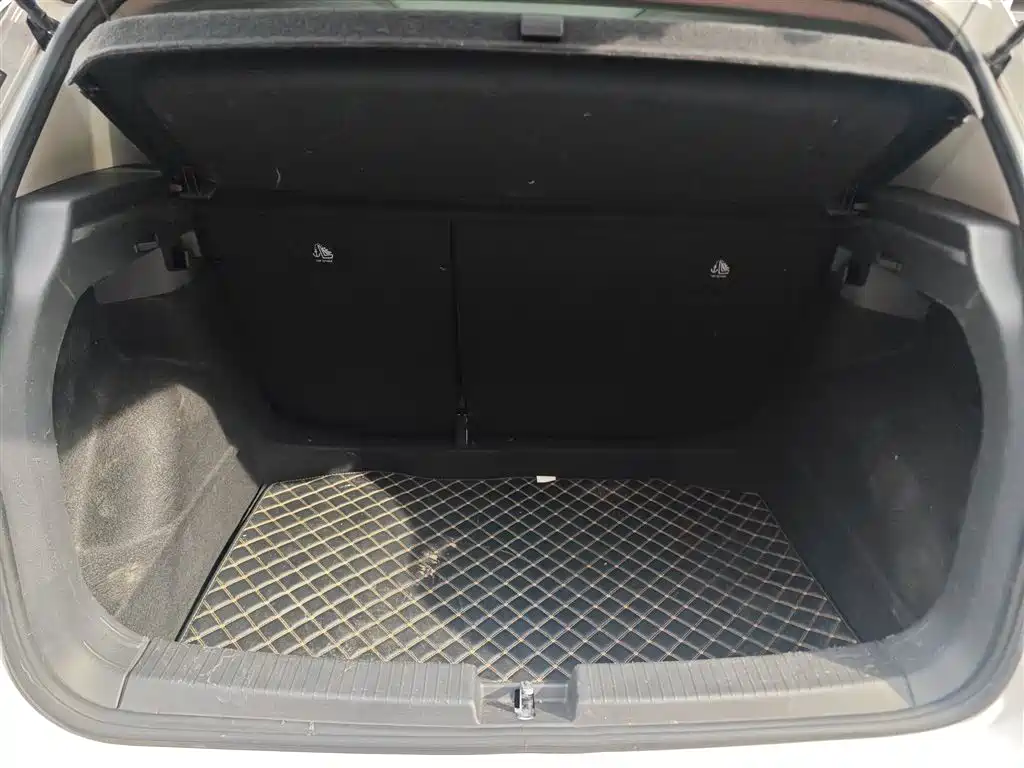Volkswagen T-Cross 2021 1.5L Auto Comfort Edition фото 19