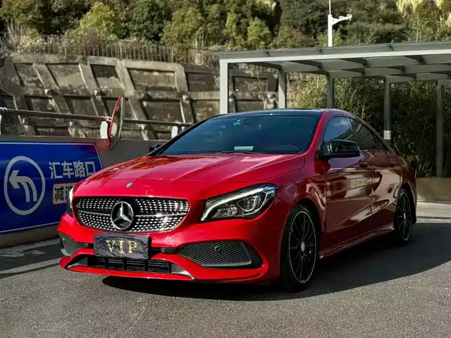 MERCEDES-BENZ CLA