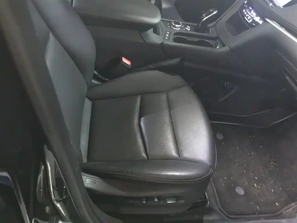 Cadillac XT5 2020 28T Luxury Model фото 25