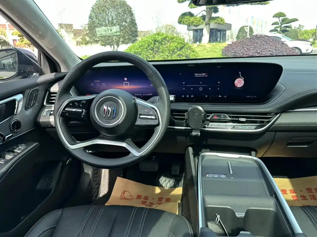 Buick LaCrosse 2023 Avenir Edition фото 4