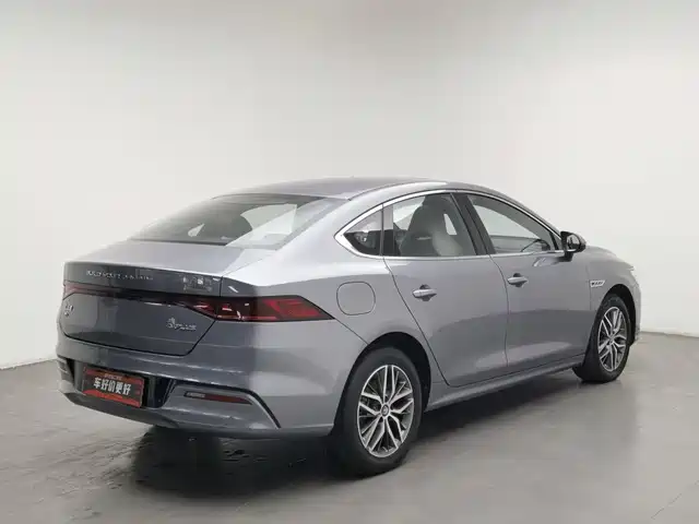 BYD Qin PLUS 2021 DM-i 120KM Flagship — фото 2