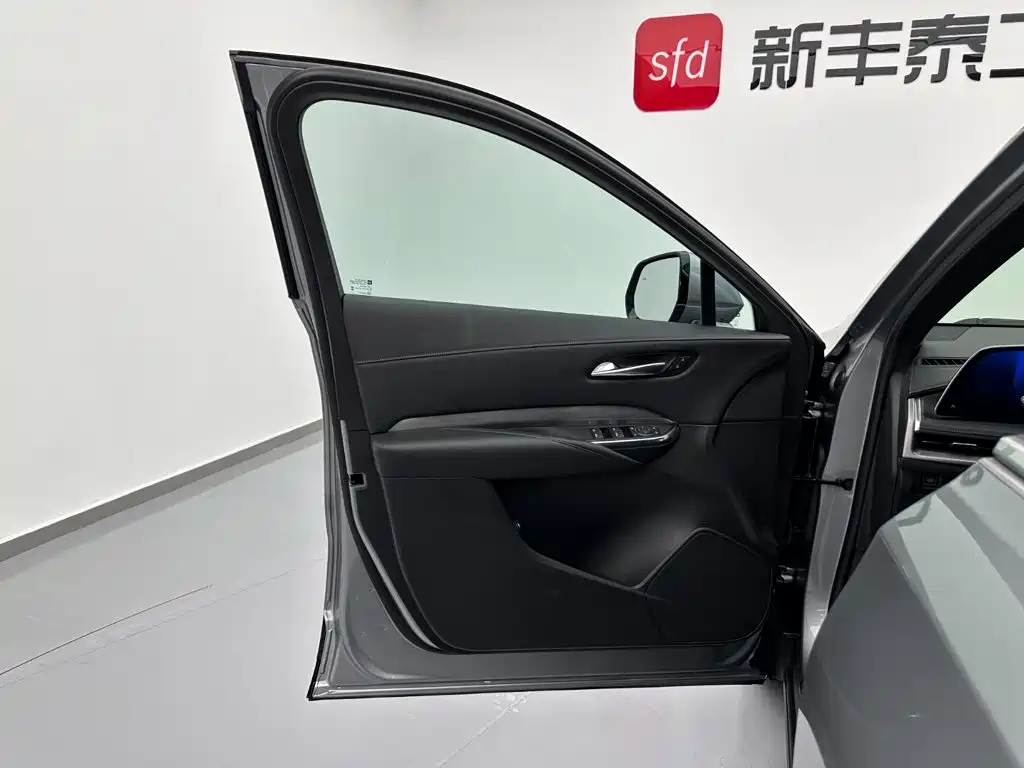 Cadillac XT4 2024 2024 28T 2WD Luxury