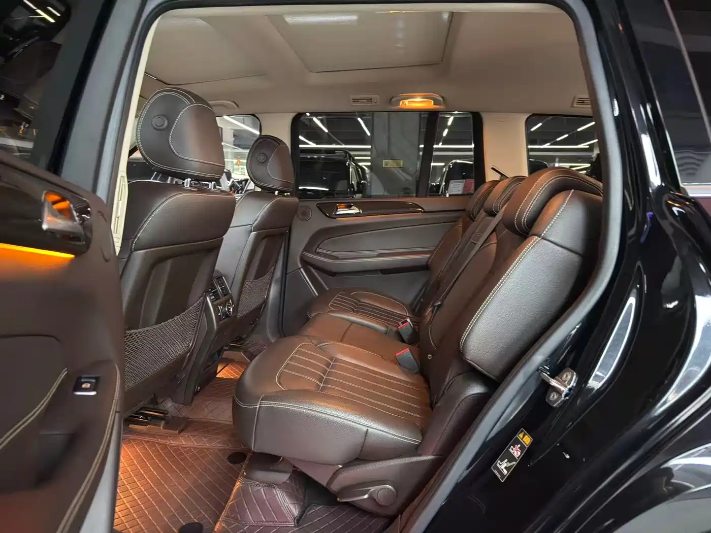 Mercedes-Benz GLS 2019 GLS 400 4MATIC Dynamic Collector's Edition фото 12
