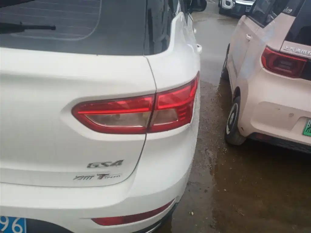 GAC Trumpchi Trumpchi GS4 2015 200T G-DCT Elite Edition фото 8