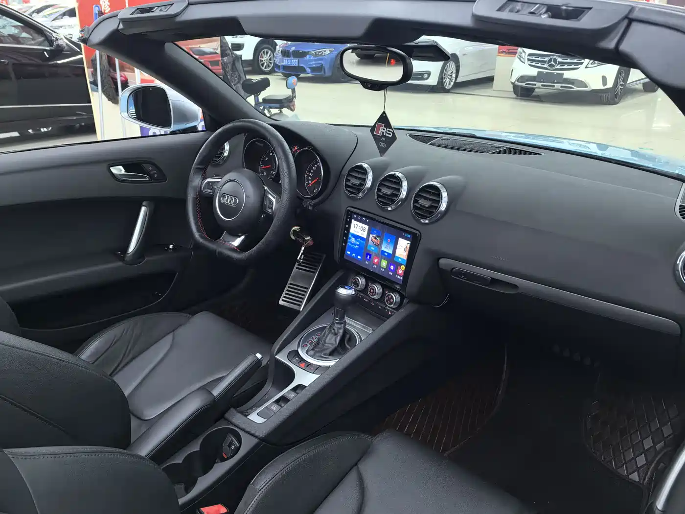 Audi TT 2011 TT Roadster 2.0TFSI фото 5