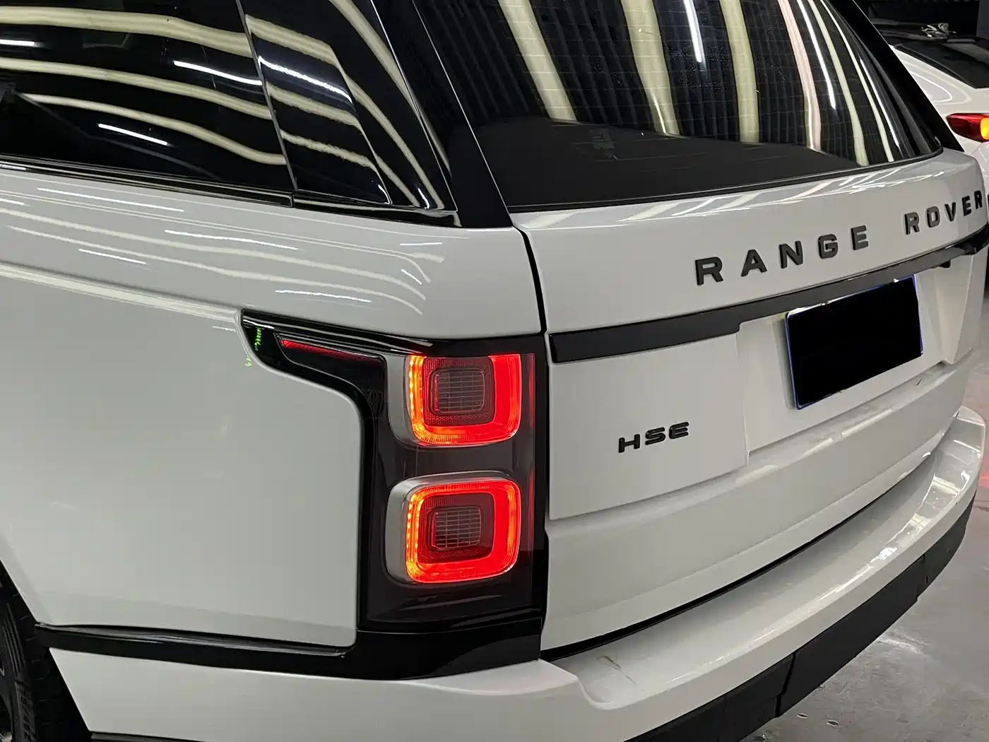 Фото 9 - Land Rover Range Rover