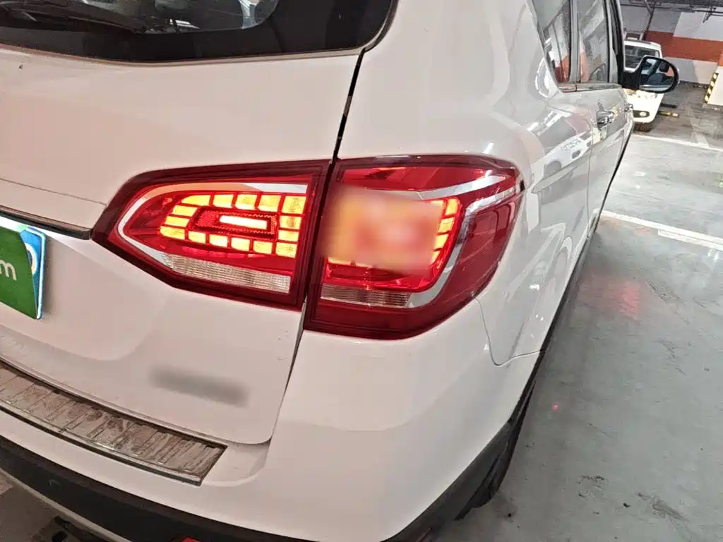 Фото 24 - Haval H6