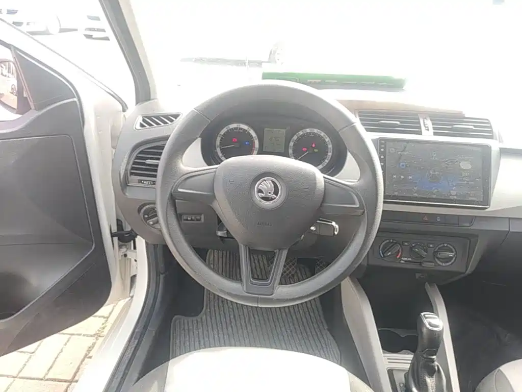 Škoda Fabia 2017 2017 1.4L Auto Car Enjoy Edition
