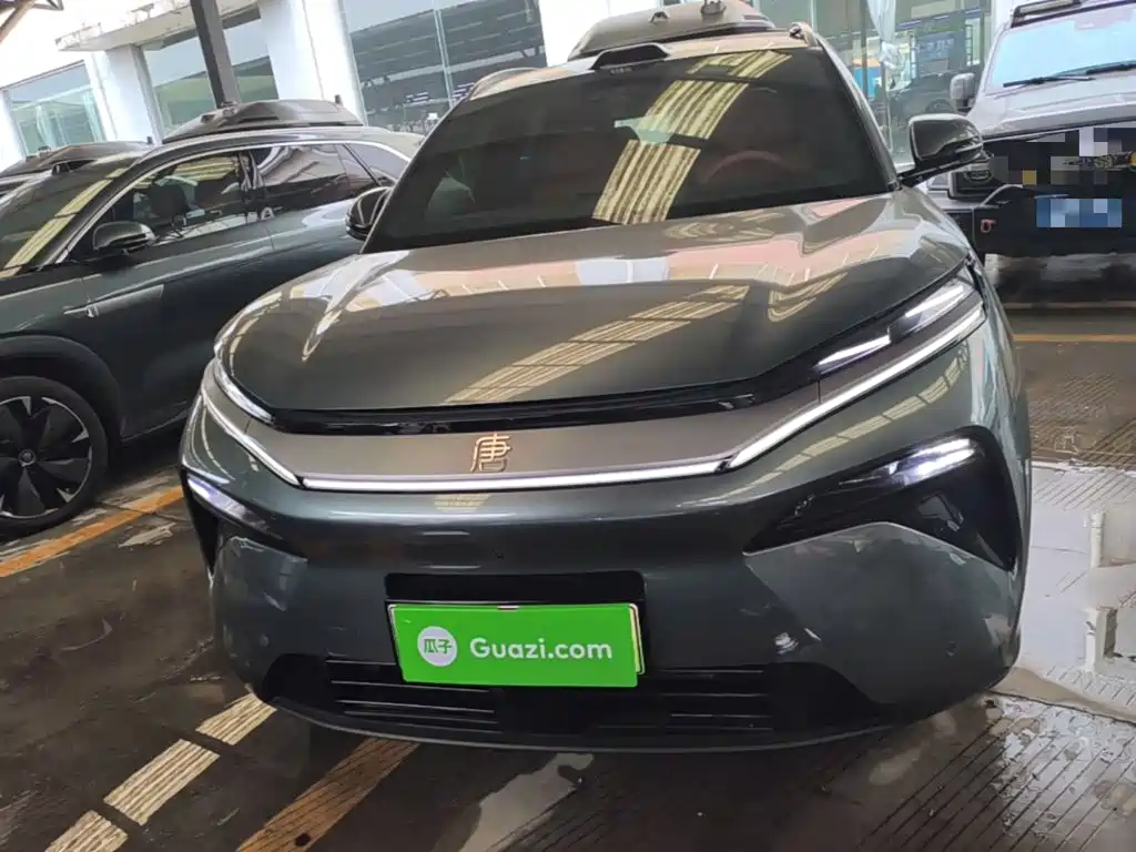 2025 BYD Tang L