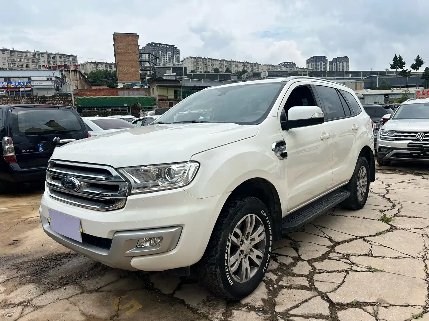 Ford Everest 2018 2017 2.0T Gasoline Automatic 4WD Luxury Edition 7-Seater